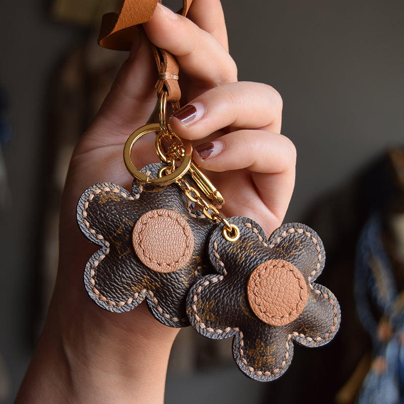 Florence Retro Keychain